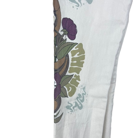 We the Free Rising Sun Psychedelic Boho Flower Power Graphic Cropped Jeans (27) - Picture 13 of 16